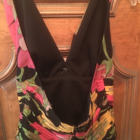 ❣️❣️WOW💕💕 GREAT BLACK AND PINK YELLOW HALTER😍 - Picture 4 of 5